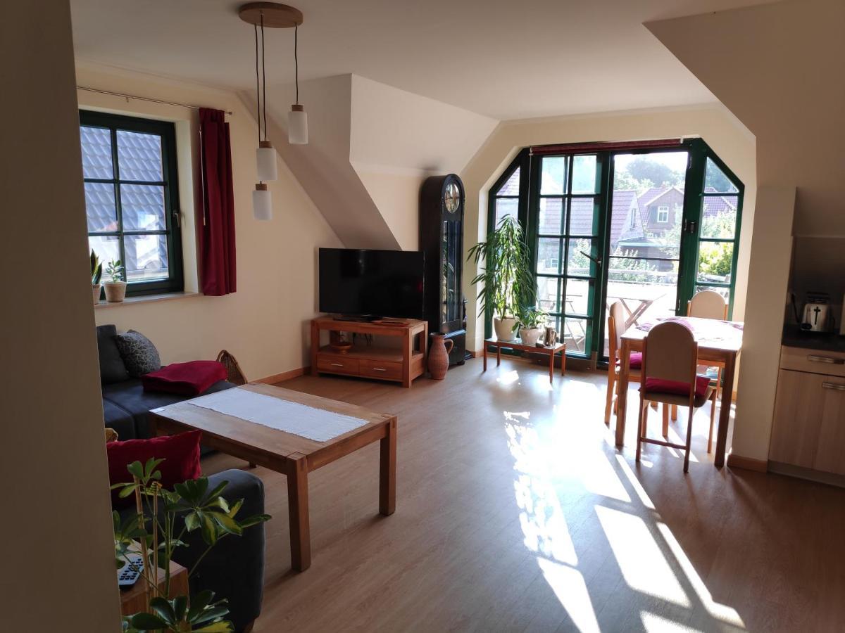 Ferienwohnung Thum Вустров Екстер'єр фото