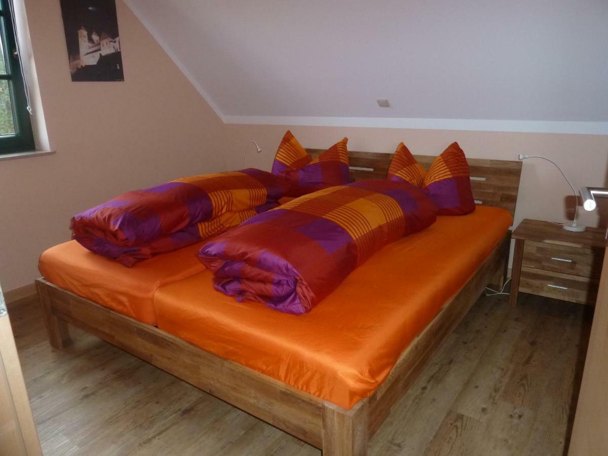 Ferienwohnung Thum Вустров Екстер'єр фото