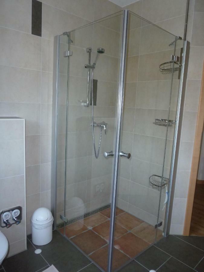 Ferienwohnung Thum Вустров Екстер'єр фото